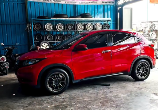 Pemasangan Velg Variasi Sporty JDM